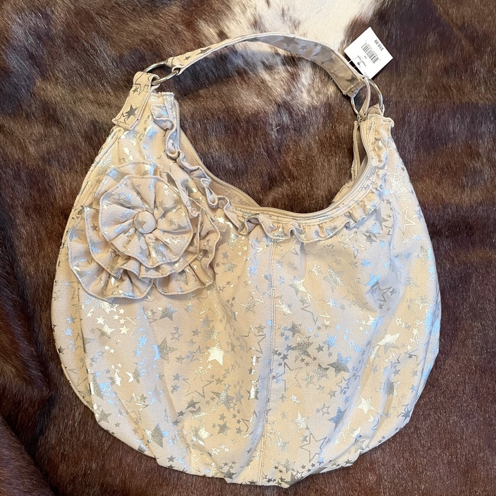 Hobo zip bag purse great fabric with shinny chrome illustrations & fabric flower